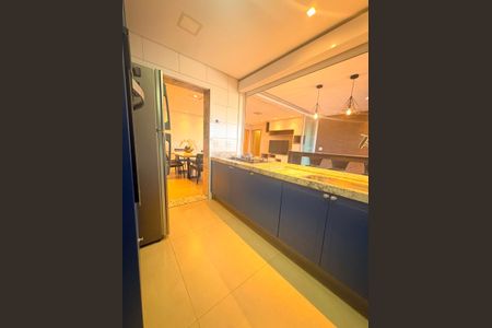 Apartamento para alugar com 122m², 3 quartos e 2 vagas