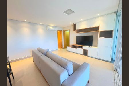 Apartamento para alugar com 122m², 3 quartos e 2 vagas