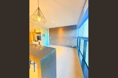 Apartamento para alugar com 122m², 3 quartos e 2 vagas