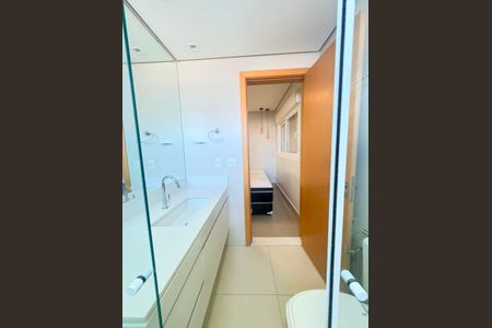 Apartamento para alugar com 122m², 3 quartos e 2 vagas
