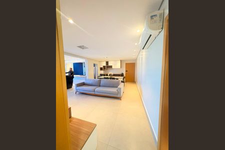 Apartamento para alugar com 122m², 3 quartos e 2 vagas
