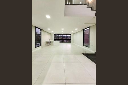 Casa de condomínio à venda com 297m², 3 quartos e 4 vagas Casa de condomínio à venda com 297m², 3 quartos e 4 vagasFoto 14