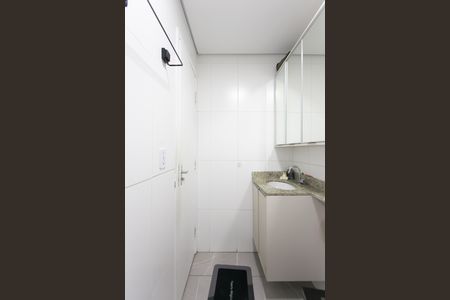 Apartamento à venda com 49m², 2 quartos e 1 vaga Apartamento à venda com 49m², 2 quartos e 1 vagaBanheiro