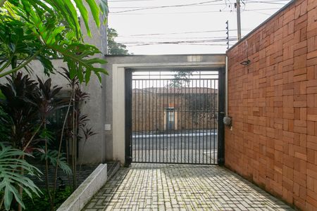 Apartamento à venda com 49m², 2 quartos e 1 vaga Apartamento à venda com 49m², 2 quartos e 1 vagaEntrada da Garagem