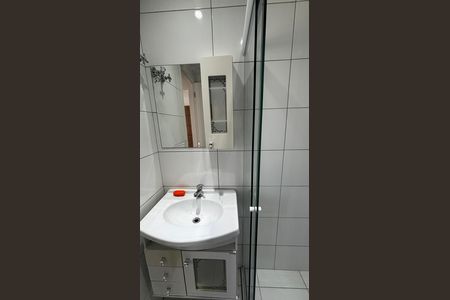 Apartamento para alugar com 67m², 2 quartos e 2 vagasBanheiro