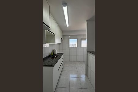Apartamento para alugar com 67m², 2 quartos e 2 vagasCozinha