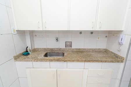 Apartamento à venda com 84m², 2 quartos e sem vaga Apartamento à venda com 84m², 2 quartos e sem vagaCozinha