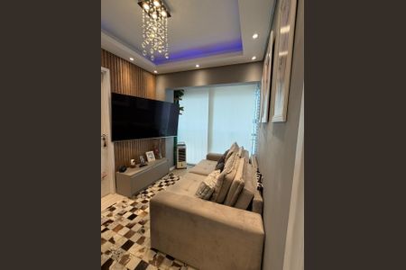 Apartamento à venda com 38m², 2 quartos e 1 vaga Apartamento à venda com 38m², 2 quartos e 1 vagaSala
