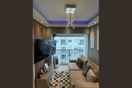 Apartamento à venda com 38m², 2 quartos e 1 vaga Apartamento à venda com 38m², 2 quartos e 1 vagaSala