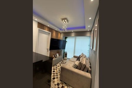 Apartamento à venda com 38m², 2 quartos e 1 vaga Apartamento à venda com 38m², 2 quartos e 1 vagaSala