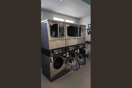 Apartamento à venda com 38m², 2 quartos e 1 vaga Apartamento à venda com 38m², 2 quartos e 1 vagaÁrea externa