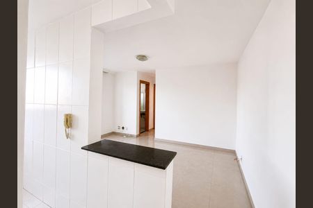 Cozinha de apartamento para alugar com 2 quartos, 50m² em Vila Morais, Goiânia