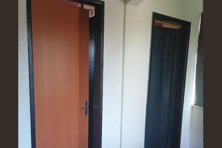 Corredor de apartamento para alugar com 2 quartos, 65m² em Vila Lage, São Gonçalo