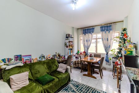 Apartamento à venda com 85m², 2 quartos e 1 vaga Apartamento à venda com 85m², 2 quartos e 1 vagaSala