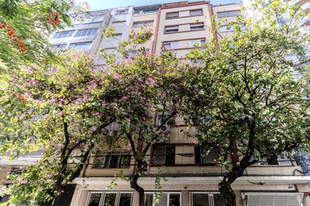 Apartamento à venda com 85m², 2 quartos e 1 vaga Apartamento à venda com 85m², 2 quartos e 1 vagaFachada