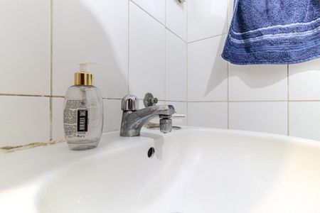 Apartamento à venda com 85m², 2 quartos e 1 vaga Apartamento à venda com 85m², 2 quartos e 1 vagaBanheiro