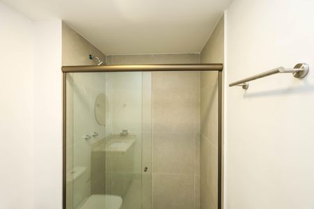 Banheiro de apartamento para alugar com 1 quarto, 32m² em Jardim Vila Mariana, São Paulo