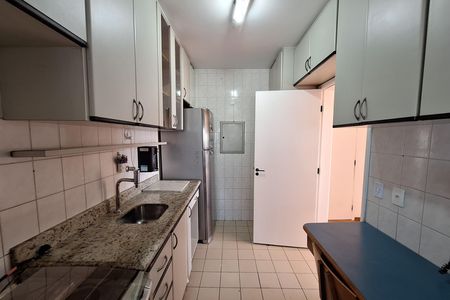 Apartamento à venda com 76m², 3 quartos e 1 vagaCozinha