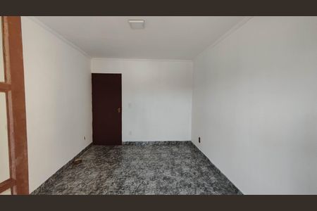 Casa para alugar com 283m², 4 quartos e 4 vagas Casa para alugar com 283m², 4 quartos e 4 vagasQuarto 2
