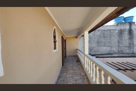 Casa para alugar com 283m², 4 quartos e 4 vagas Casa para alugar com 283m², 4 quartos e 4 vagasSacada traseira