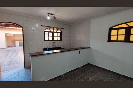 Casa para alugar com 283m², 4 quartos e 4 vagas Casa para alugar com 283m², 4 quartos e 4 vagasSala de Jantar