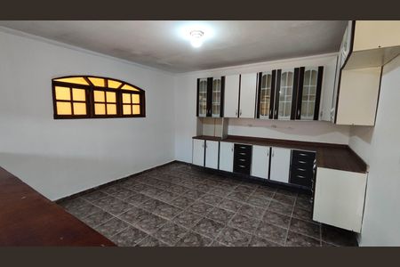 Casa para alugar com 283m², 4 quartos e 4 vagas Casa para alugar com 283m², 4 quartos e 4 vagasSala de Jantar