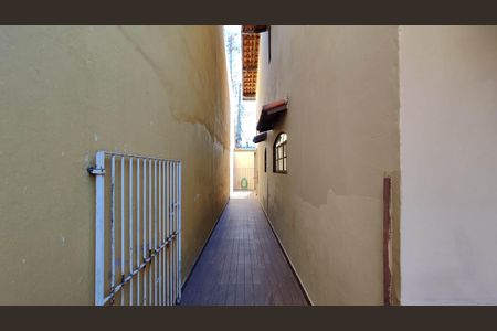 Casa para alugar com 283m², 4 quartos e 4 vagas Casa para alugar com 283m², 4 quartos e 4 vagasQuintal