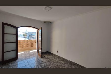 Casa para alugar com 283m², 4 quartos e 4 vagas Casa para alugar com 283m², 4 quartos e 4 vagasQuarto 2