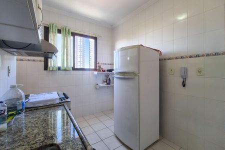 Apartamento para alugar com 72m², 2 quartos e 2 vagasCozinha 
