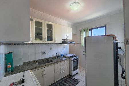 Apartamento para alugar com 72m², 2 quartos e 2 vagasCozinha 
