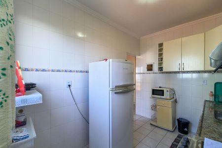 Apartamento para alugar com 72m², 2 quartos e 2 vagasCozinha 