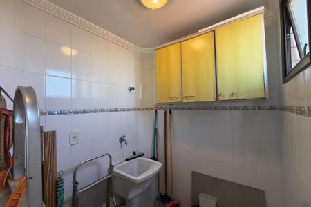 Apartamento para alugar com 72m², 2 quartos e 2 vagasÁrea de Serviço
