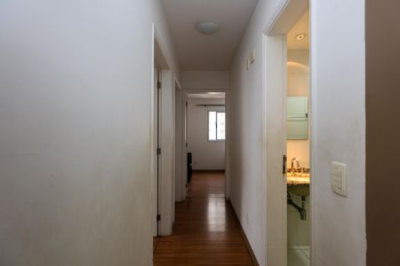 Apartamento à venda com 75m², 3 quartos e 1 vagaCorredor