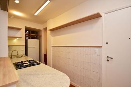 cozinha de apartamento à venda com 1 quarto, 62m² em Pinheiros, São Paulo