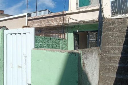 Fachada de casa para alugar com 1 quarto, 350m² em Itatiaia, Duque de Caxias