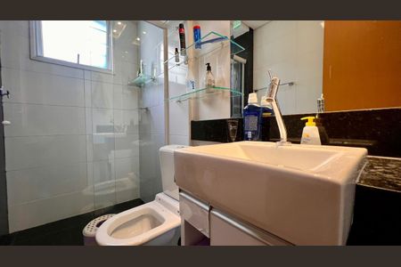 Apartamento à venda com 293m², 4 quartos e 3 vagasBanheiro da Suíte 3