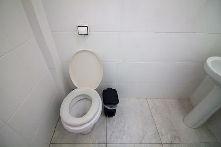 Apartamento à venda com 59m², 2 quartos e sem vaga Apartamento à venda com 59m², 2 quartos e sem vagaBanheiro