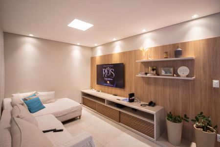 Sala de casa à venda com 3 quartos, 280m² em Vila Jardim Leblon, Belo Horizonte