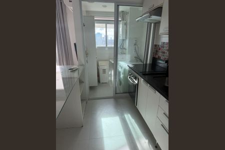 Cozinha de apartamento para alugar com 1 quarto, 46m² em Caminho das Árvores, Salvador