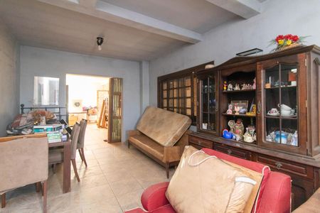 Casa à venda com 150m², 3 quartos e 4 vagas Casa à venda com 150m², 3 quartos e 4 vagasQuarto 4