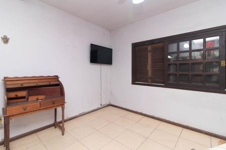 Casa à venda com 150m², 3 quartos e 4 vagas Casa à venda com 150m², 3 quartos e 4 vagasQuarto 5