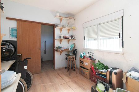 Casa à venda com 150m², 3 quartos e 4 vagas Casa à venda com 150m², 3 quartos e 4 vagasQuarto 5