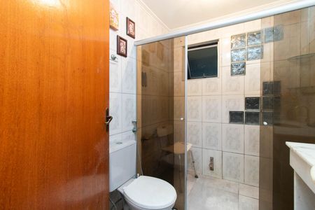 Casa à venda com 150m², 3 quartos e 4 vagas Casa à venda com 150m², 3 quartos e 4 vagasBanheiro