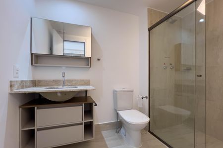 Banheiro de kitnet/studio para alugar com 1 quarto, 30m² em Jardim Vila Mariana, São Paulo