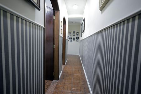 Casa à venda com 160m², 3 quartos e 2 vagasCorredor