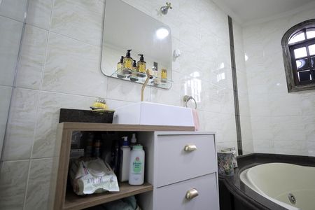 Casa à venda com 160m², 3 quartos e 2 vagasBanheiro Suíte