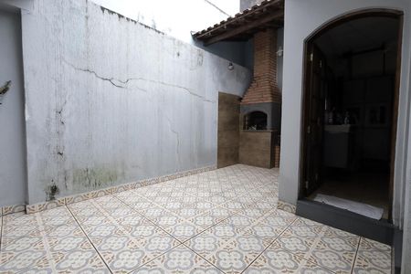 Casa à venda com 160m², 3 quartos e 2 vagasQuintal e Churrasqueira