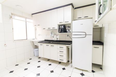 Apartamento à venda com 42m², 2 quartos e 1 vagaCozinha e Área de Serviço