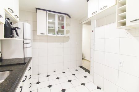 Apartamento à venda com 42m², 2 quartos e 1 vagaCozinha e Área de Serviço