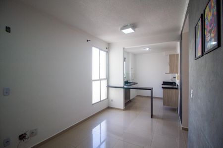Apartamento para alugar com 45m², 2 quartos e 2 vagas Apartamento para alugar com 45m², 2 quartos e 2 vagasSala